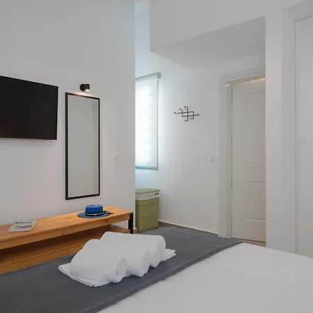 Apartment θεμωνιά House